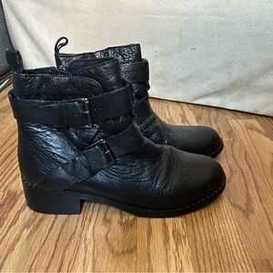 Gentle Souls Kenneth Cole Black Leather Ankle Boots